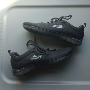 Skechers